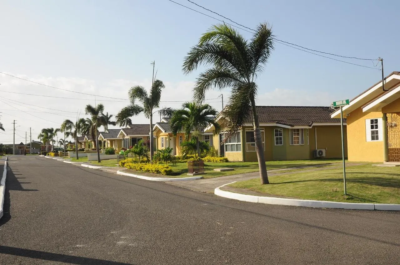 Semesterbostad Ocho Rios - Drax Hall Country Club 2-Bed Luxury Villa